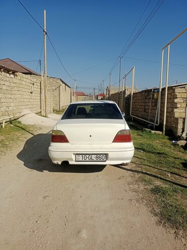 Daewoo: Daewoo Nexia: 1.6 l | 1997 il Sedan