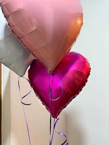 Воздушные шары и принадлежности: Фольгированные шары «Сердца» на гелии - Форма: сердце - Материал at lalafo.kg — 8 Воздушные шары и принадлежности: Фольгированные шары «Сердца» на гелии - Форма: сердце - Материал — 8