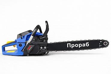 Benzinli zəncirli mişar “Prorab” (PETROZIL 8880 yazısı korpusda) -
