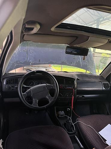 passat variant: Volkswagen Vento: 1995 г., 1.8 л, Механика, Бензин, Седан — 7