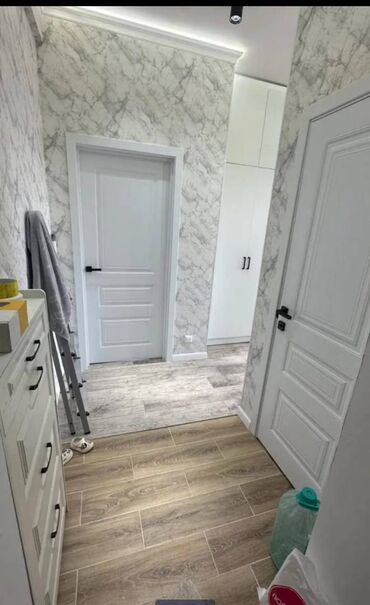 аренда квартир жибек жолу: 2 комнаты, 40 м², Индивидуалка, 3 этаж, Евроремонт