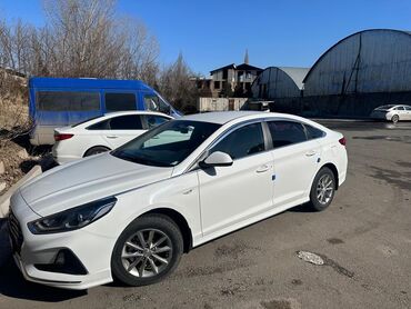 Hyundai: Hyundai Sonata: 2017 г., 2 л, Типтроник, Газ, Седан