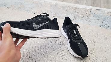 обувь токмок: Мужские кроссовки, 45, Nike, Новый, цвет - Черный, Бесплатная доставка — 5