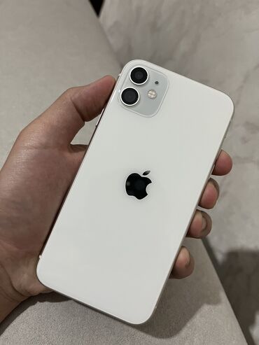Apple iPhone: IPhone 11, Б/у, 64 ГБ, Белый, Защитное стекло, Чехол, 100 %