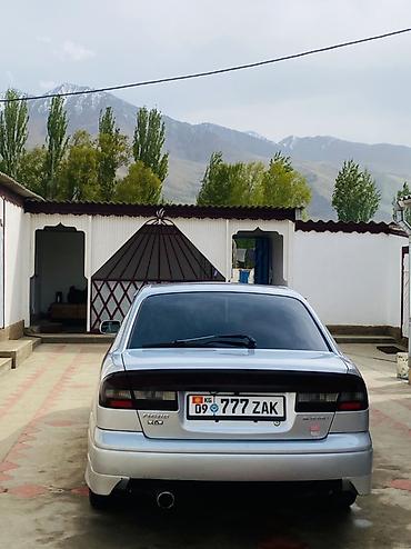 Subaru Legacy: 2002 г., 0.3 л, Автомат, Бензин, Седан
