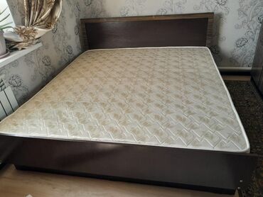 Другие мебельные гарнитуры: Двухспальная кровать, 200×180 размер Б/у Мало использованный Уступка
