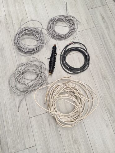 Металлопрокат: Səbəkə kabeli satılır Ethernet Cat 6. Ölçüsü 8.m.10.m.12.m. İşlənmişTV