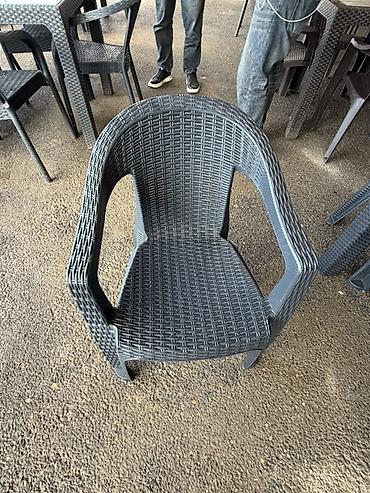 Bağ, çöl mebeli: Plastik rattan şəkilli masa‑stul dəsti - Tərkibi: 1 ədəd düzbucaqlı — 4