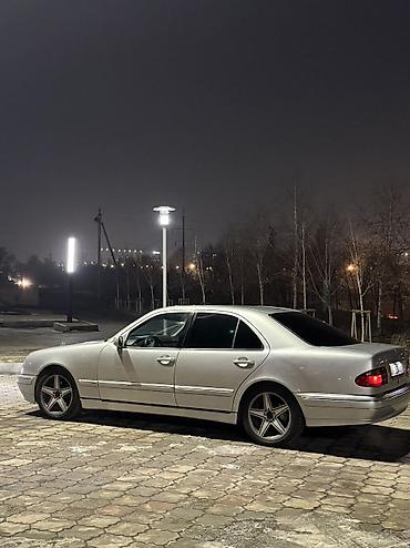 Mercedes-Benz: Mercedes-Benz E-Class: 2000 г., 3.2 л, Типтроник, Газ, Седан — 4