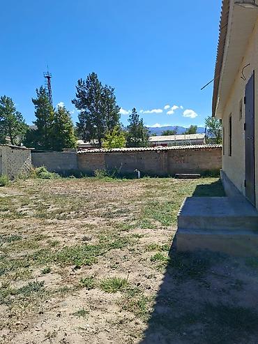 кемин куплю дом: 🏡 ПРОДАЁТСЯ ДОМ В Г. КЕМИН 📍 Адрес: г. Кемин, ул. Бозоева, дом 167 📐 — 5