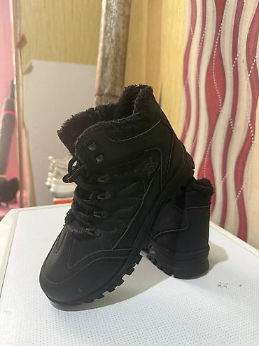 qış ayaqqabı: Qışlıq kişi botları – qara rəng - Model: Awinor Boots (etiketdə qeyd — 1