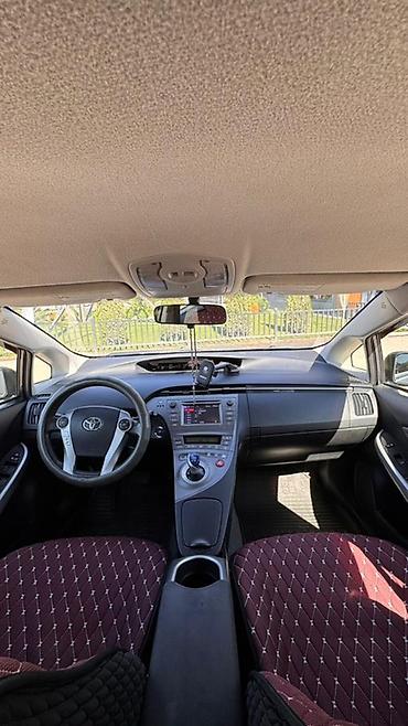 Toyota: Toyota Prius: 2013 г., Гибрид, Хэтчбэк — 7