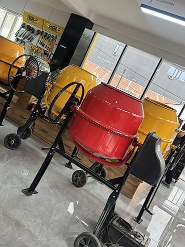 маленький компрессор: Бетоносмесители барабанного типа (CONCRETE MIXER) Описание: - — 3