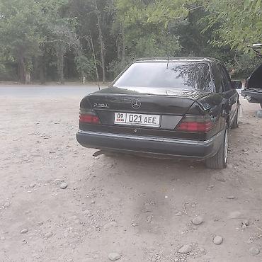 пш метр: Mercedes-Benz E-Class: 1990 г., Кол менен иштөөчү, Бензин, Седан — 5