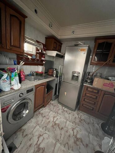 Köhnə tikili: Bakı, 5 otaqlı, Köhnə tikili, m. Gənclik, 150 kv. m — 25