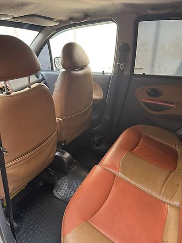 Другие автомобили: Компактный городской хэтчбек серебристого цвета. Характеристики и — 5