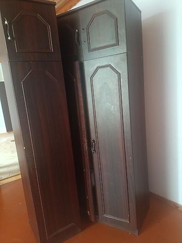 servant dolabı: Qonaq otağı üçün klassik vitrindən ibarət mebel dəsti - Rəng: tünd — 2