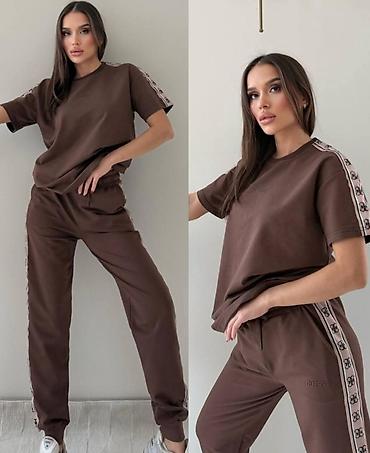 kapa gucci: Komplet GUESS siroka majica kratkih rukava i donji deo trenerke ravne — 4