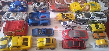 Другие игровые комплексы: Детские игрушеки транспорт и герои Состав: - Разнообразные машинки — 9