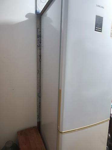 Холодильники: Холодильник Samsung, Б/у, Двухкамерный, No frost, 60 * 180 * 60 — 9