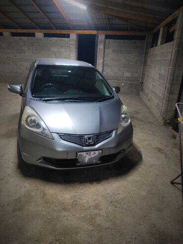 корпус воздушного фильтра хонда фит: Honda Fit: 2009 г., 1.3 л, Вариатор, Бензин
