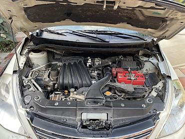 nissan tiida: Nissan Tiida: 1.5 l | 2011 il Hetçbek — 2