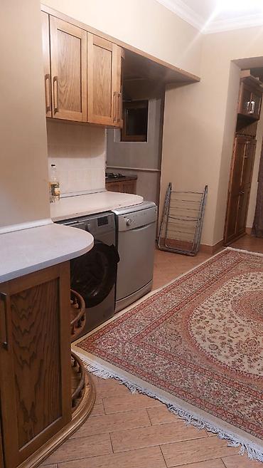 Uzunmüddətli kirayə mənzillər: Nizami metrosu yaxınlığında 18 nömrəli məktəbin arxasında 3 otaqlı -da lalafo.az — 1 Uzunmüddətli kirayə mənzillər: Nizami metrosu yaxınlığında 18 nömrəli məktəbin arxasında 3 otaqlı — 1