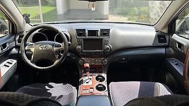 highlander 2017: Toyota Highlander: 2011 г., 3.5 л, Автомат, Бензин, Кроссовер — 7