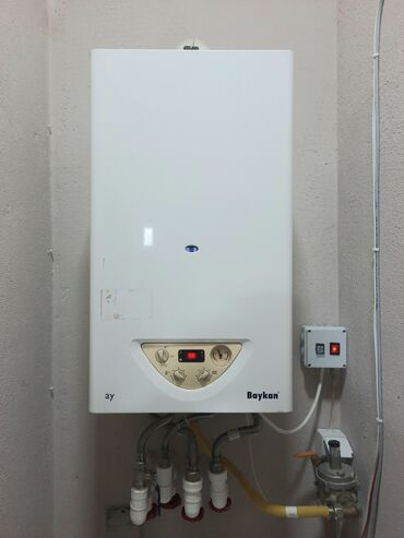 Ev və bağ: Baykan Ay. Turk kombisi. 24kw. 2 esenjor. ela veziyyetde