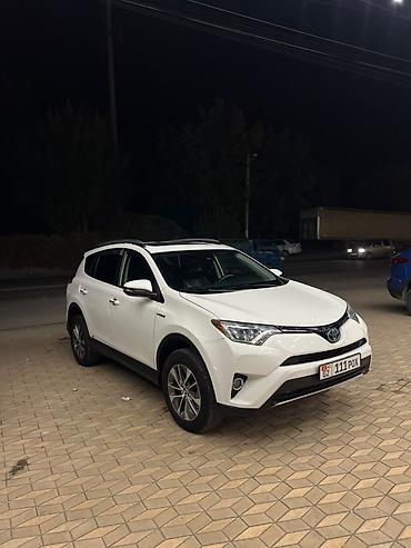 Toyota: Toyota RAV4: 2018 г., Гибрид, Кроссовер — 11