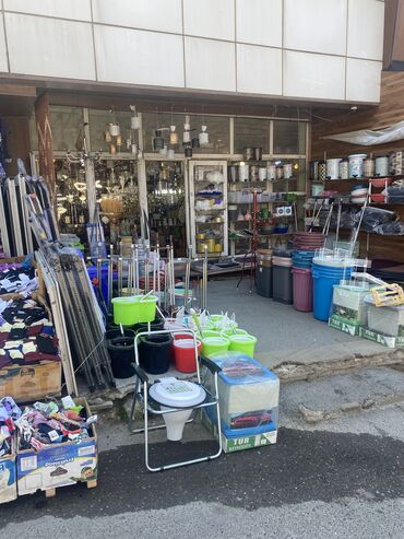 nizami caspian plaza: Vasmoy bazarinda icerisi 70 kv olan, genis çölü olan magaza arendaya