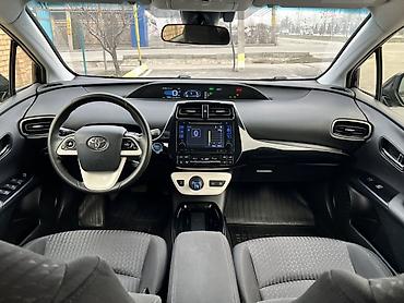 Toyota: Toyota Prius: 2018 г., 1.8 л, Вариатор, Гибрид, Хэтчбэк — 7