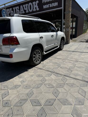 срочно срочно продаю машина: Lexus LX: 2010 г., 5.7 л, Типтроник, Газ, Внедорожник