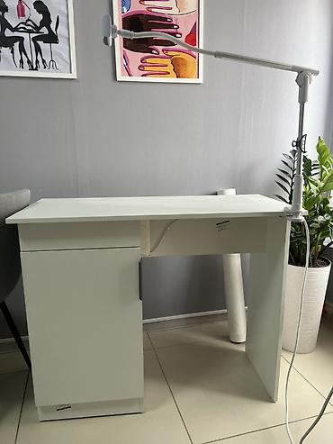 Продам маникюрный стол 💅🏻 Удобный и функциональный стол для мастера