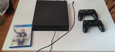 ikinci əl soyuducular: Playstation 4 İçində 15 oyun və bir ədəd budbol diski 350azn Bineqedi