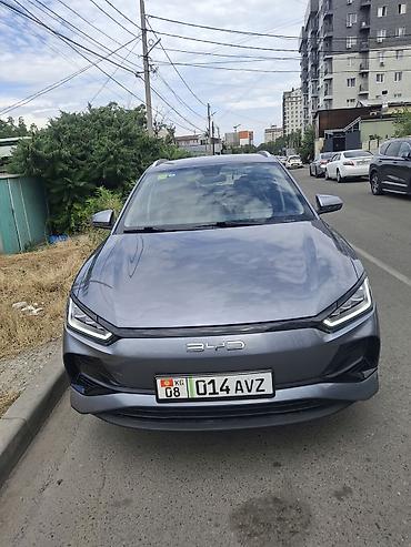 самые дешёвые авто: BYD E2: 2026 г., Электромобиль, Хэтчбэк — 3