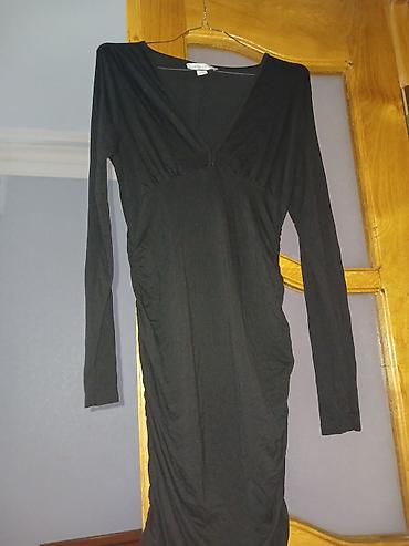 nike tech fleece: Qadınlar üçün qara rəngli uzun paltar - Model: qısa bədənə oturan — 2