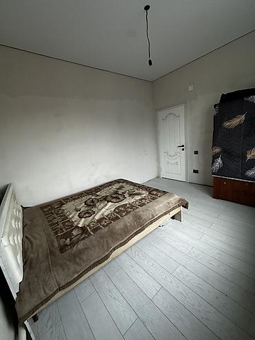 Продажа коттеджей и домов: Ищете просторный дом с возможностью дополнительного дохода? Обратите — 5