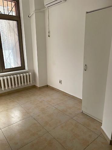 Аренда медицинских и массажных кабинетов: Сдаются медицинские кабинеты уролог, гинеколог. адрес :Логвиненко 10/ — 5