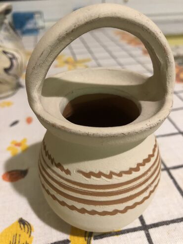 Vaze i saksije: Vaza, Keramika — 5