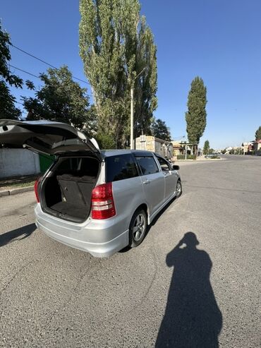 авто мини: Toyota WISH: 2003 г., 1.8 л, Автоматические, Бензин, Минивэн