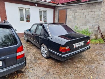 Mercedes-Benz: Mercedes-Benz E-Class: 1994 г., 2.2 л, Механика, Бензин, Седан