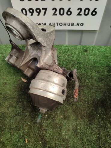 Рычаги: Подушка мотора Volkswagen at lalafo.kg Рычаги: Подушка мотора Volkswagen
