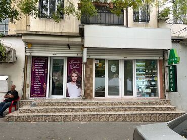 Ofislər: Firmalar Elaqe saxlamasin emekdasliq edilmir. 28 may metrosunun 2 ci