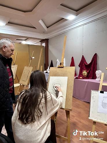 komputer dersleri: Rəsm dərsləri – akademik çizgi və natura üzrə - Peşəkar tədris — 1