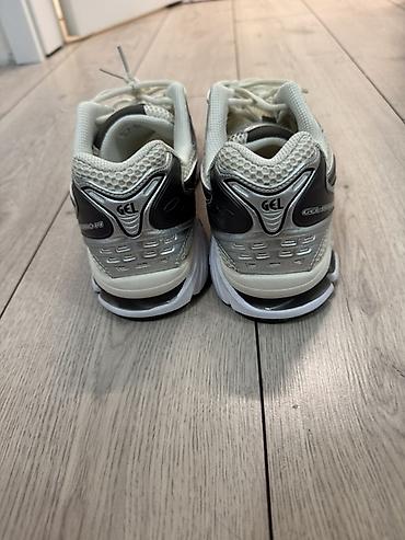 Кроссовки и спортивная обувь: Мужские кроссовки, 45, Asics, Новый, цвет - Серебристый, Самовывоз — 2