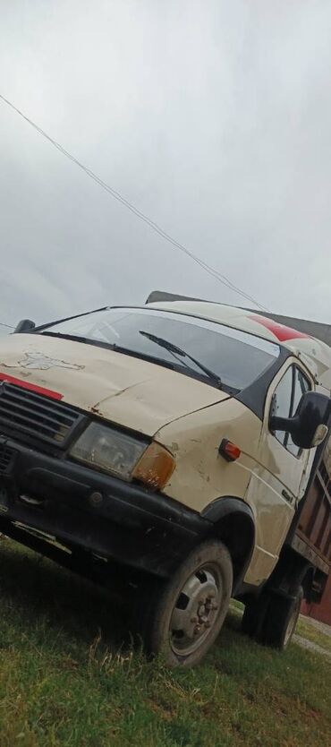 qapi zili: QAZ GAZel 3302: 1.5 l | 1997 il 96616 km Universal