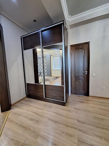 Куплю квартиру: 3 комнаты, 85 м², С мебелью частично — 4