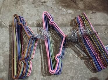 Торговля: Продаю оборудование,мебель в связи закрытием магазина одежды есть всё — 23