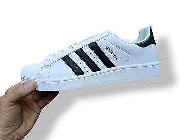 nike tech: Adidas Superstar / 2026
(36-46)

Cena: 3400 din
US🤍 — 2